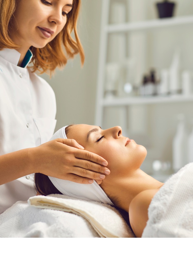 MANDELAC PEEL MEDIDERMA + KOMPUTEROWE BADANIE SKÓRY OBSERV 520X GRATIS